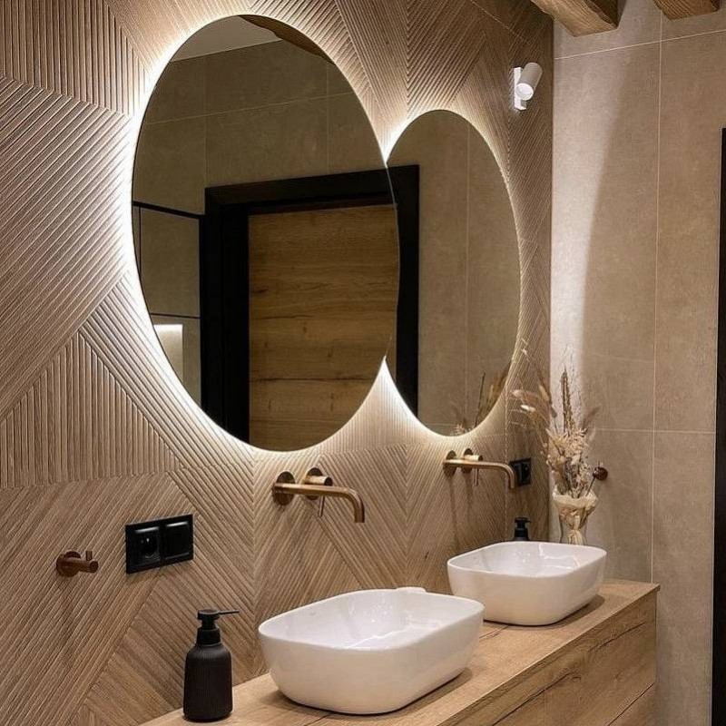 Dvojno okroglo ogledalo