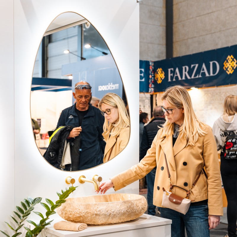 Kamniti umuvalnik Travertin