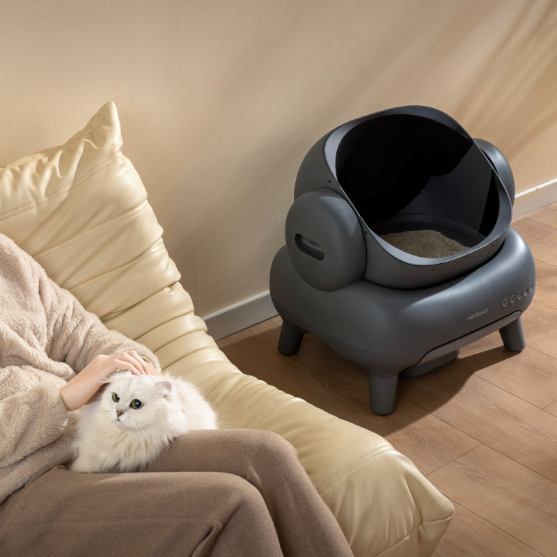 Samočistilni pametni mačji WC NEAKASA