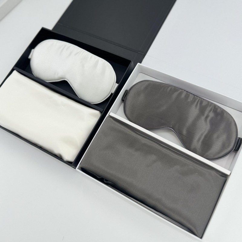 Poročni darilni set svilene prevleke za vzglavnik in maska za oči 