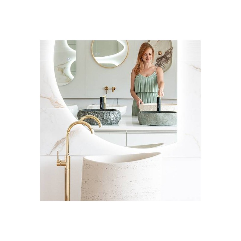 Samostoječi umivalnik iz umetnega kamna, videz bež traventin