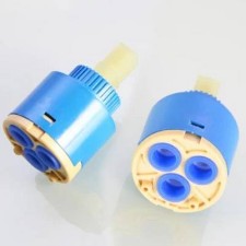 Nadomestni keramični mešalni ventilček za grelne pipe