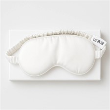 Svilena maska za oči Pearl White v darilni škatlici