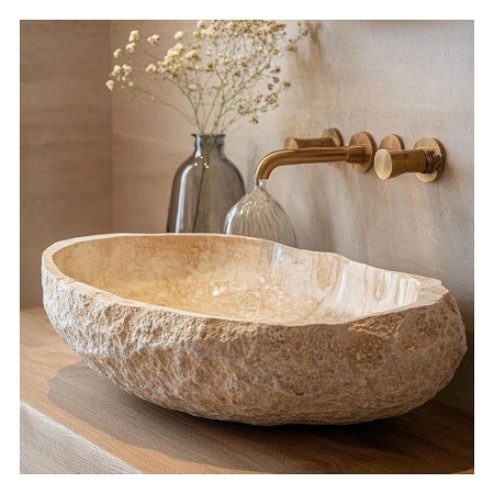 UMIVALNIKI-IZ-NARAVNEGA-KAMNA