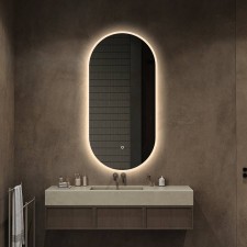 Ovalno LED ogledalo kopalnisko